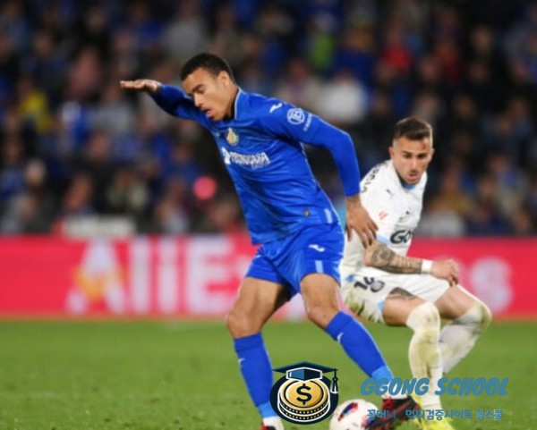 헤타페 축구 선수단 사진 class=