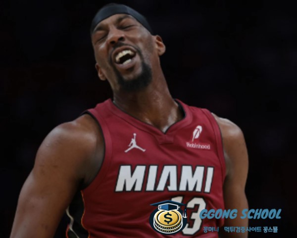 마이애미 히트 어웨이팀 이미지 - 휴스턴 vs 마이애미 NBA 경기 분석 class=