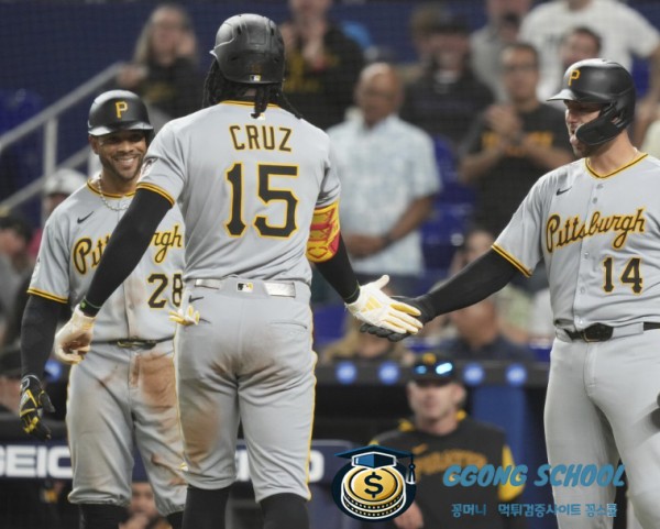 2025년 3월 31일 MLB 피츠버그 파이어리츠 vs 마이애미 말린스 경기 분석 - 예상 스코어 3:5, 마이애미 우세 전망, 언더 8.0 추천