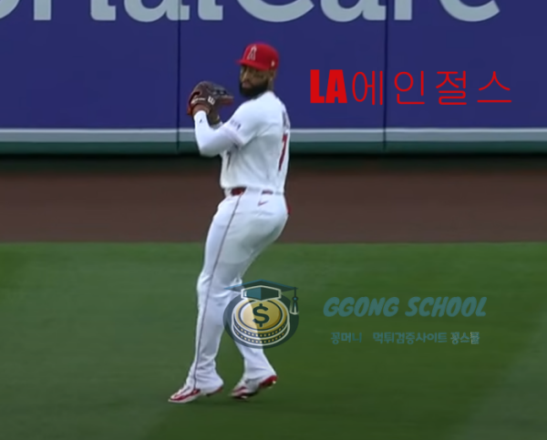 샌프란시스코 자이언츠 - 짧고 단단한 야구로 흐름을 지키는 팀 class=