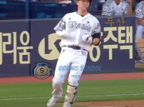 잠실 야구장에서 열린 두산 베어스와 NC 다이노스 경기 프리뷰 대표 이미지